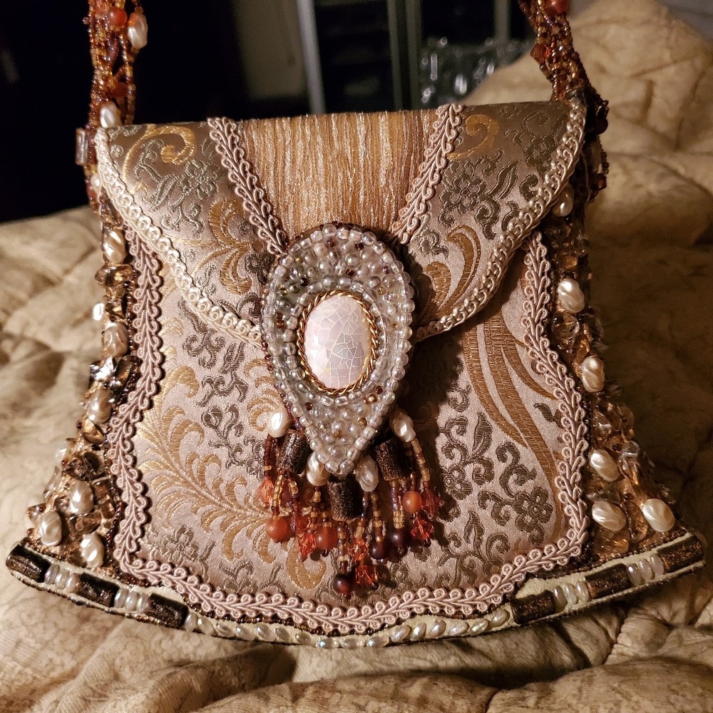Mary Frances Embellish Baroque Style Purse